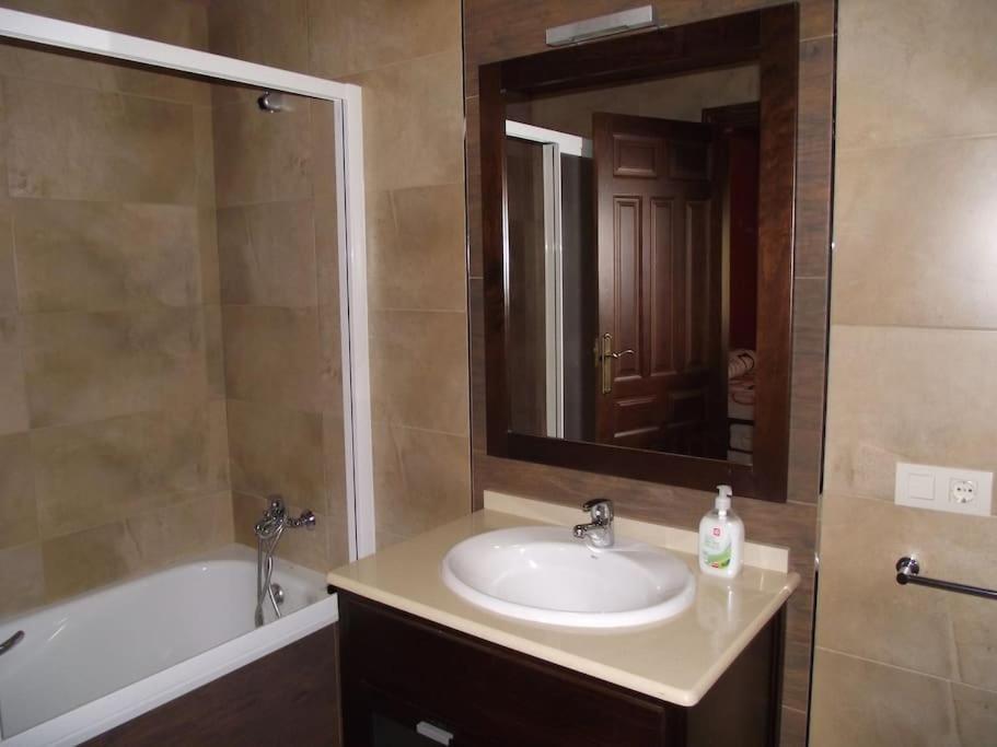 Casa Rural La Teja - Lagunas De Ruidera أوسا دي مونتيل المظهر الخارجي الصورة